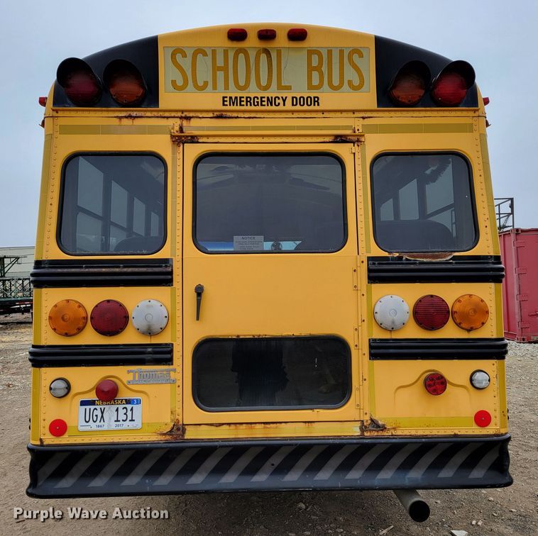 image for item DM8162 2000 International 3800  school bus