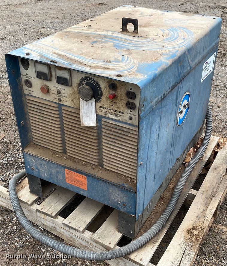 image for item DN8104 Miller Deltaweld 450  welder