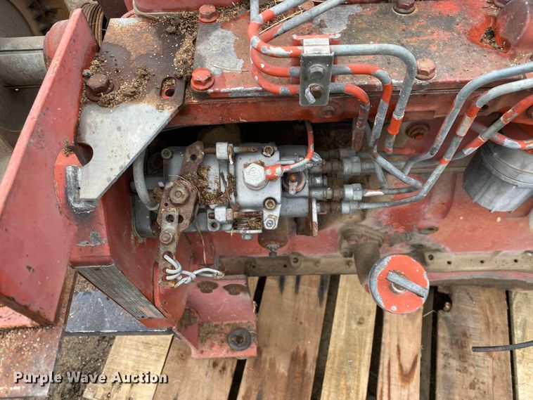 image for item DN8105 1987 Cummins SBT-5.9  engine