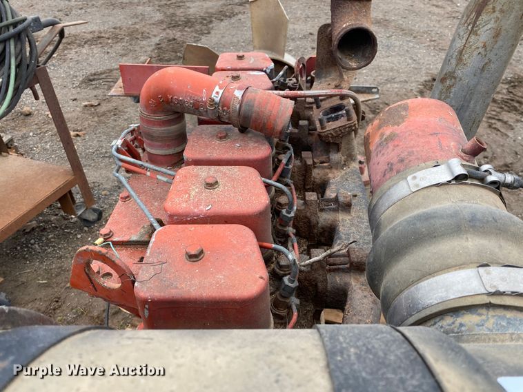 image for item DN8105 1987 Cummins SBT-5.9  engine