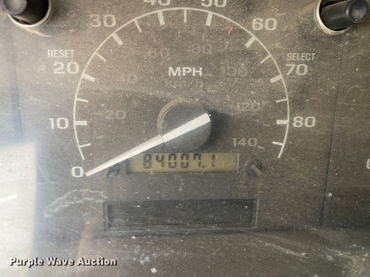 image for item DN8109 1995 Ford F450 Super Duty  bale bed truck