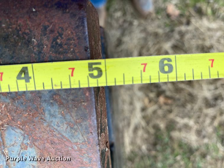 image for item DN8109 1995 Ford F450 Super Duty  bale bed truck