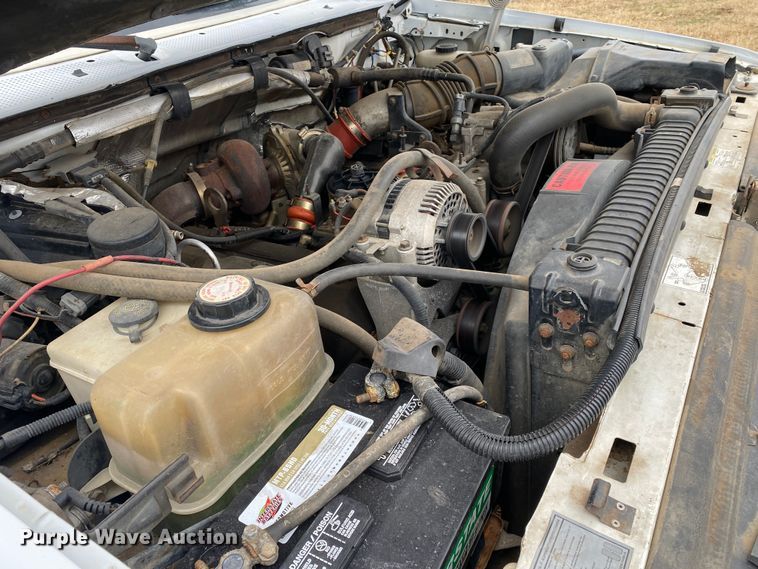 image for item DN8109 1995 Ford F450 Super Duty  bale bed truck