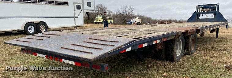 image for item DN8113 2005 Load Max  equipment trailer