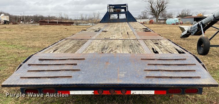 image for item DN8113 2005 Load Max  equipment trailer