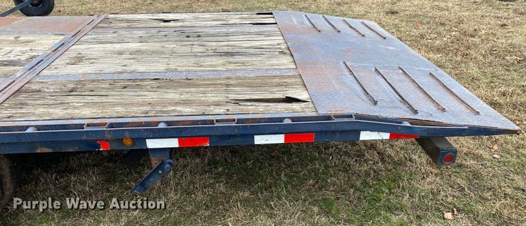 image for item DN8113 2005 Load Max  equipment trailer