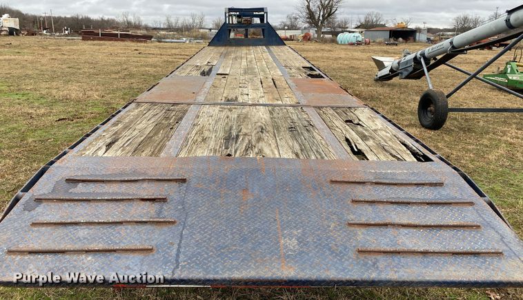 image for item DN8113 2005 Load Max  equipment trailer