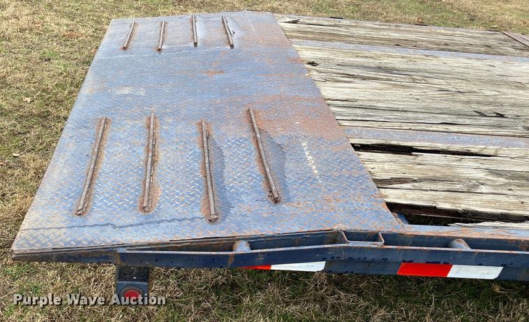 image for item DN8113 2005 Load Max  equipment trailer