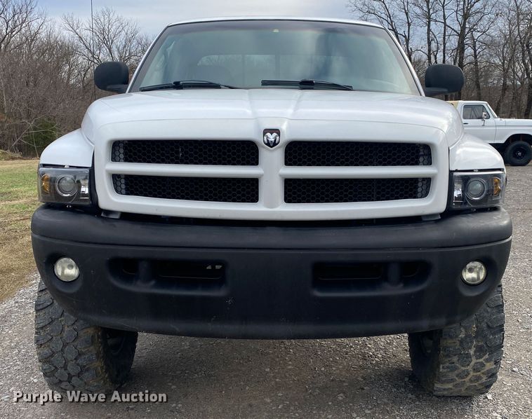 image for item DN8124 2001 Dodge Ram 1500  Quad Cab pickup truck