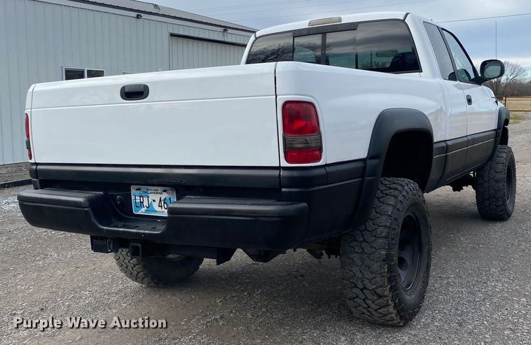 image for item DN8124 2001 Dodge Ram 1500  Quad Cab pickup truck