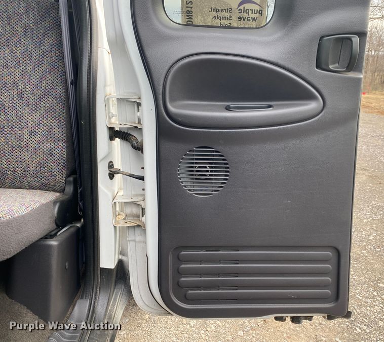 image for item DN8124 2001 Dodge Ram 1500  Quad Cab pickup truck