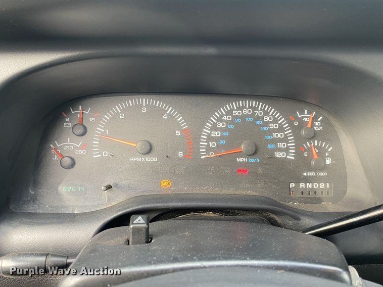 image for item DN8124 2001 Dodge Ram 1500  Quad Cab pickup truck