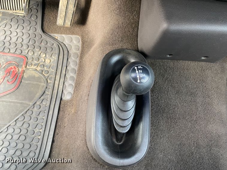 image for item DN8124 2001 Dodge Ram 1500  Quad Cab pickup truck