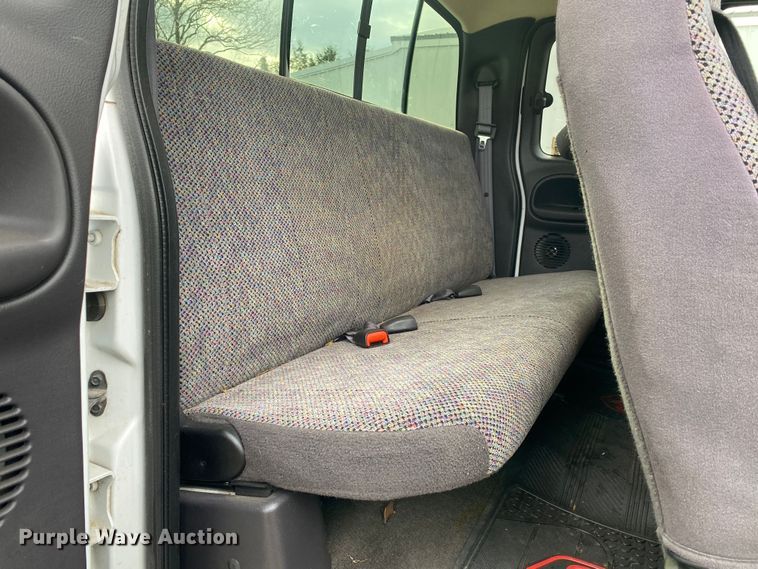 image for item DN8124 2001 Dodge Ram 1500  Quad Cab pickup truck