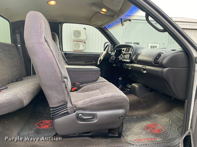 image for item DN8124 2001 Dodge Ram 1500  Quad Cab pickup truck