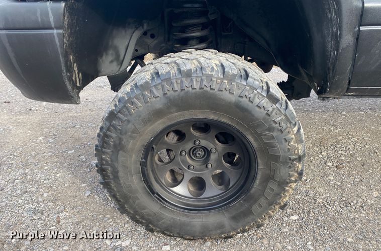 image for item DN8124 2001 Dodge Ram 1500  Quad Cab pickup truck