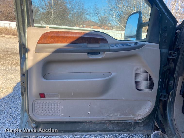 image for item DN8130 2001 Ford Excursion  SUV