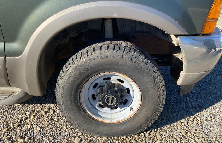 image for item DN8130 2001 Ford Excursion  SUV