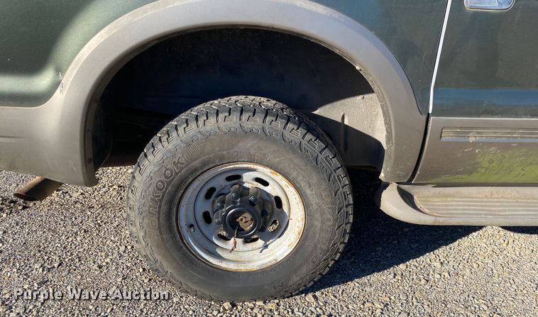 image for item DN8130 2001 Ford Excursion  SUV