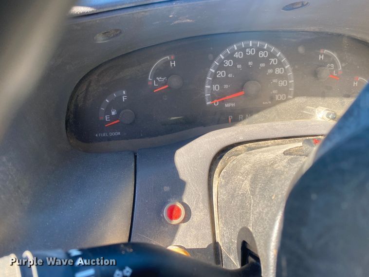 image for item DN8131 2002 Ford F150  SuperCab pickup truck