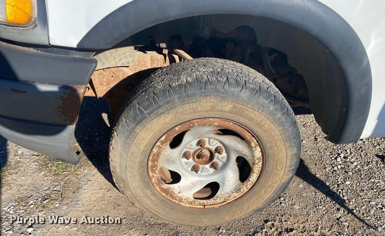 image for item DN8131 2002 Ford F150  SuperCab pickup truck