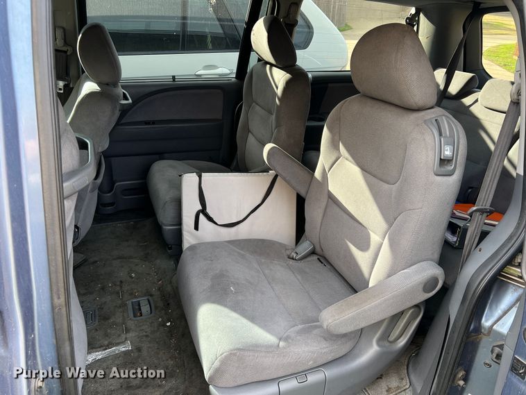 image for item DO8965 2007 Honda Odyssey  van