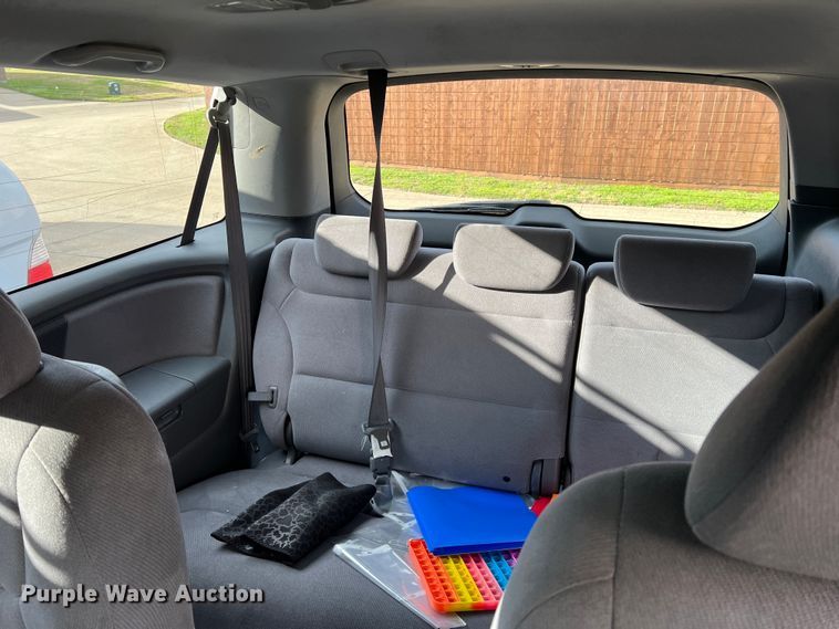 image for item DO8965 2007 Honda Odyssey  van