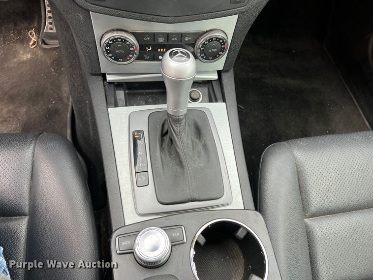 image for item DO8999 2008 Mercedes Benz C300