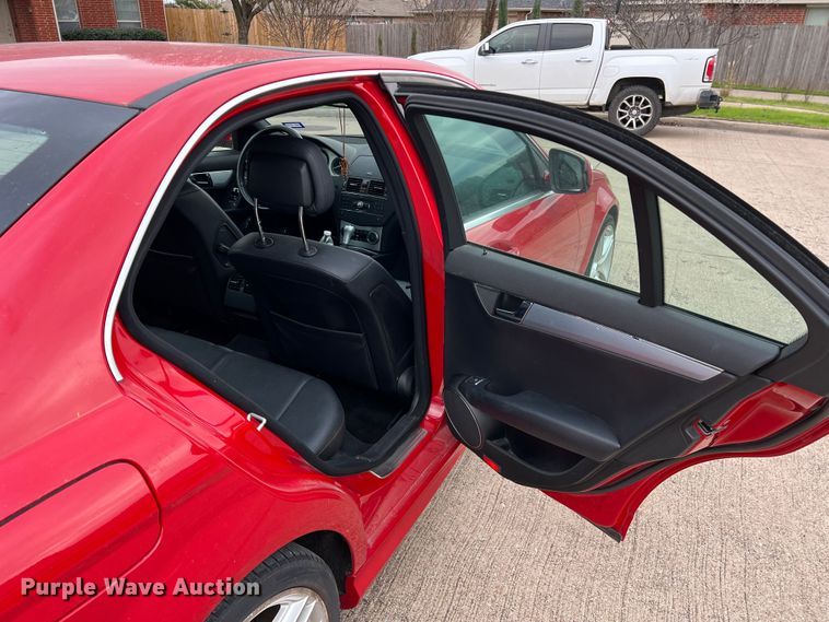 image for item DO8999 2008 Mercedes Benz C300