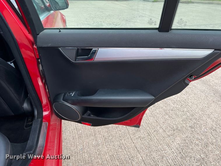 image for item DO8999 2008 Mercedes Benz C300