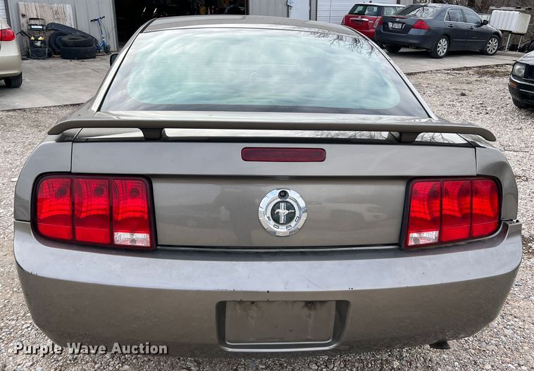 image for item DP0002 2005 Ford Mustang