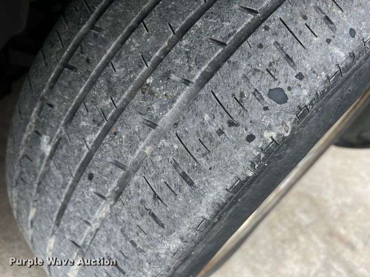 image for item DP0002 2005 Ford Mustang