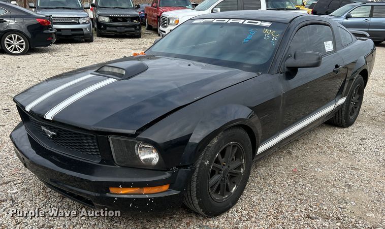 image for item DP0003 2005 Ford Mustang