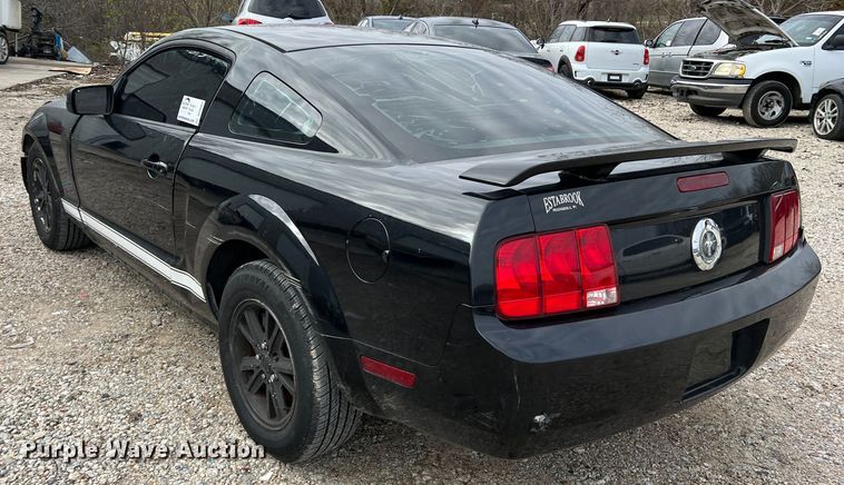 image for item DP0003 2005 Ford Mustang