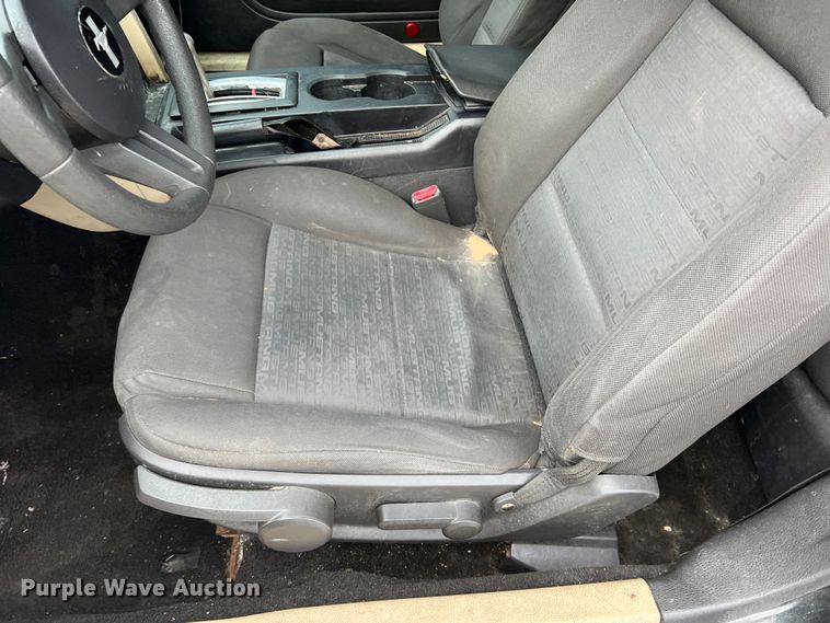 image for item DP0003 2005 Ford Mustang