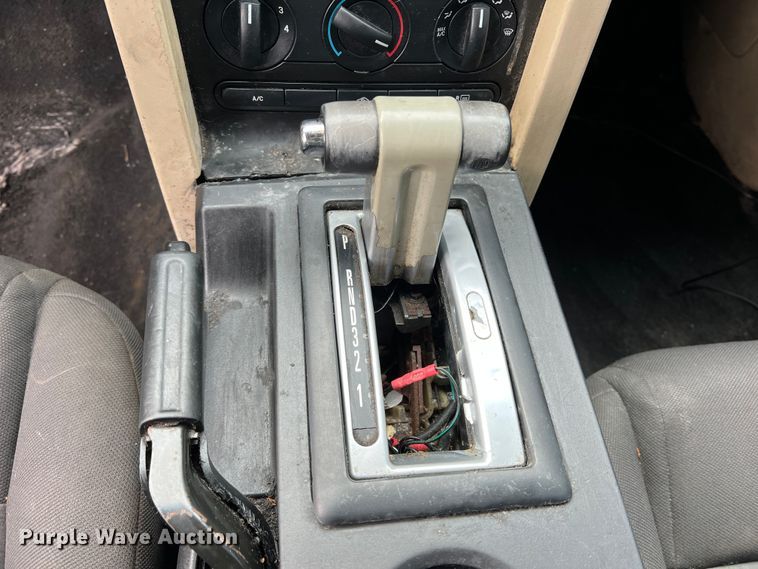 image for item DP0003 2005 Ford Mustang