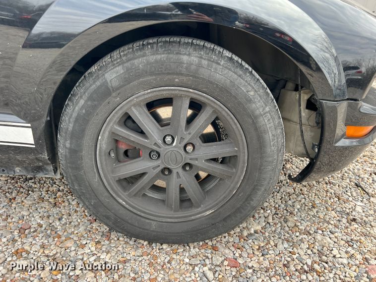 image for item DP0003 2005 Ford Mustang