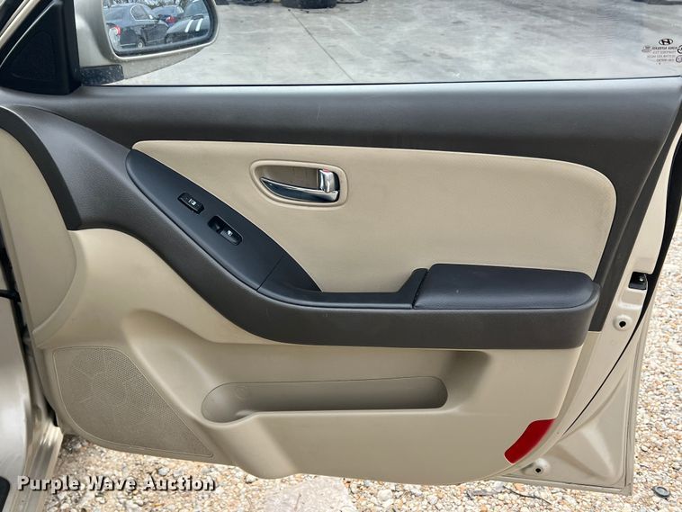 image for item DP0004 2010 Hyundai Elantra