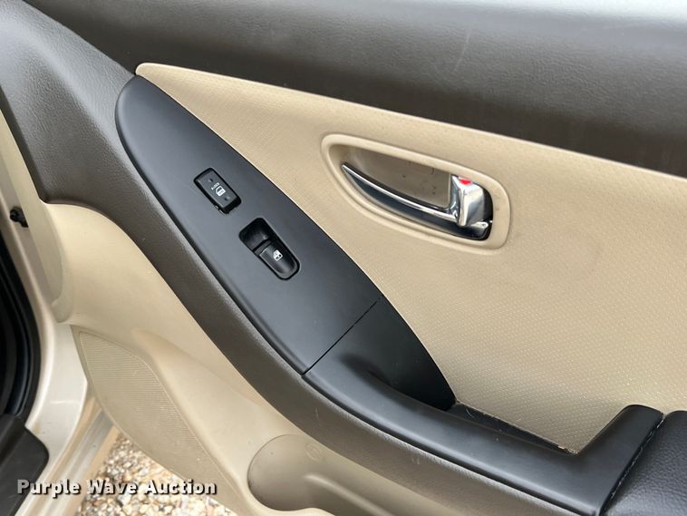 image for item DP0004 2010 Hyundai Elantra