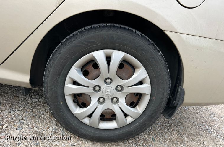 image for item DP0004 2010 Hyundai Elantra