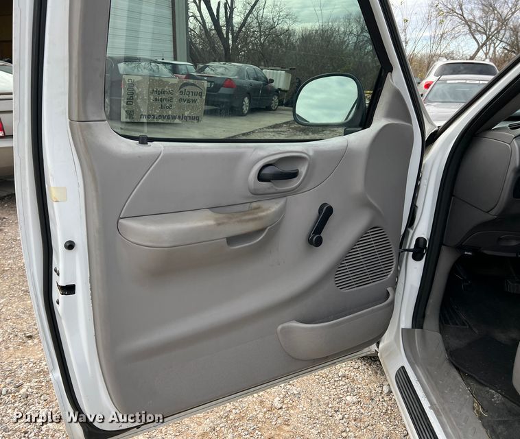 image for item DP0005 2003 Ford F150  SuperCab pickup truck