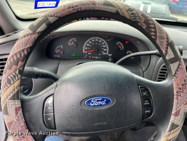 image for item DP0005 2003 Ford F150  SuperCab pickup truck