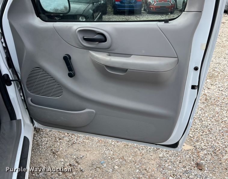 image for item DP0005 2003 Ford F150  SuperCab pickup truck