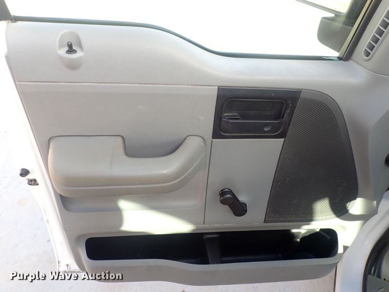 image for item DQ3914 2007 Ford F150  pickup truck