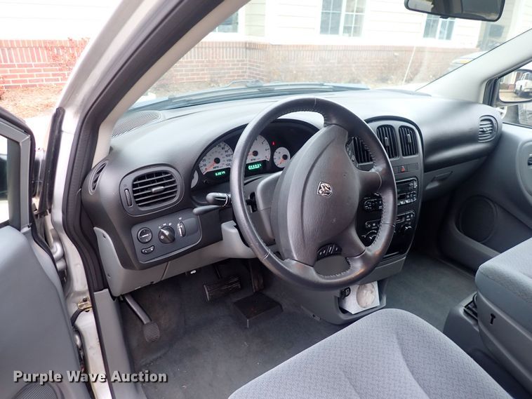 image for item DQ5051 2006 Dodge Grand Caravan  van