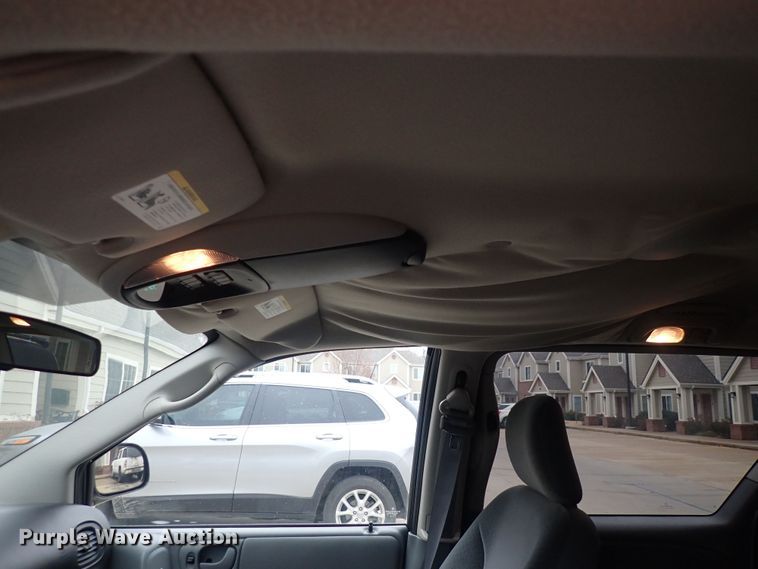 image for item DQ5051 2006 Dodge Grand Caravan  van