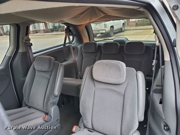 image for item DQ5051 2006 Dodge Grand Caravan  van