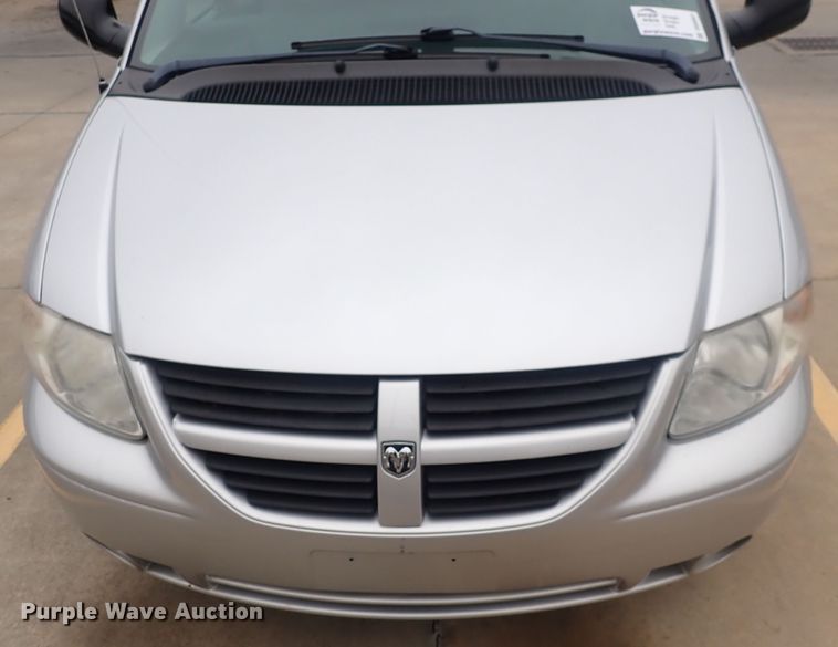 image for item DQ5051 2006 Dodge Grand Caravan  van
