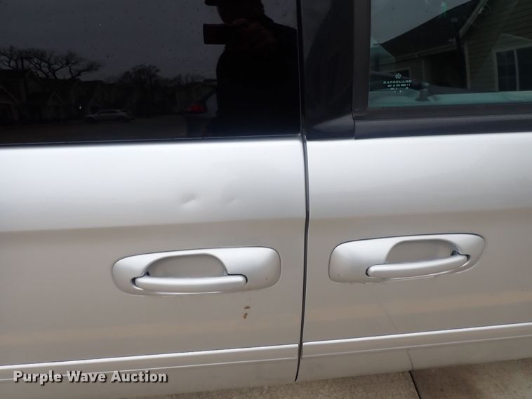 image for item DQ5051 2006 Dodge Grand Caravan  van