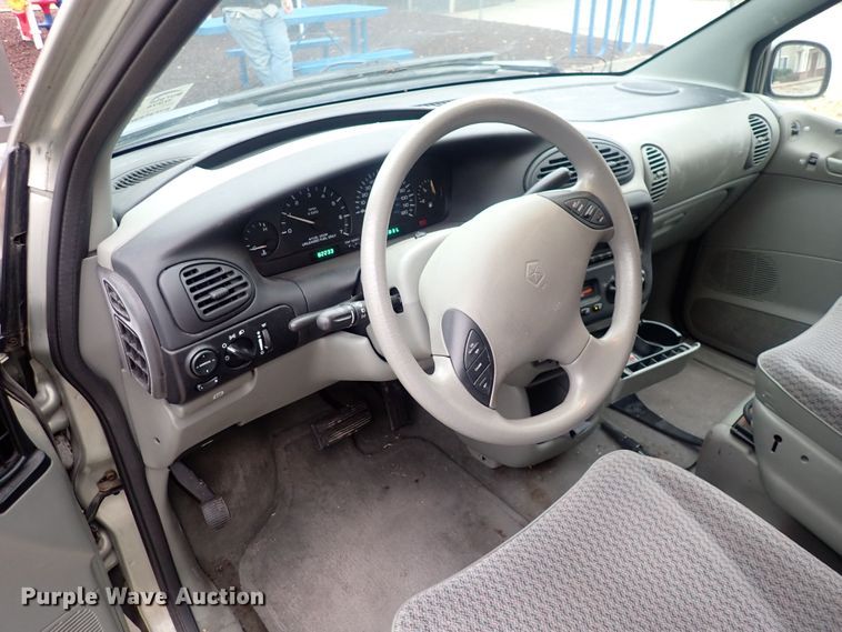 image for item DQ5052 2000 Dodge Grand Caravan  van